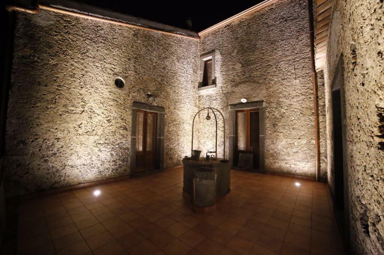 Agriturismo Sole Di Sicilia Randazzo Bagian luar foto