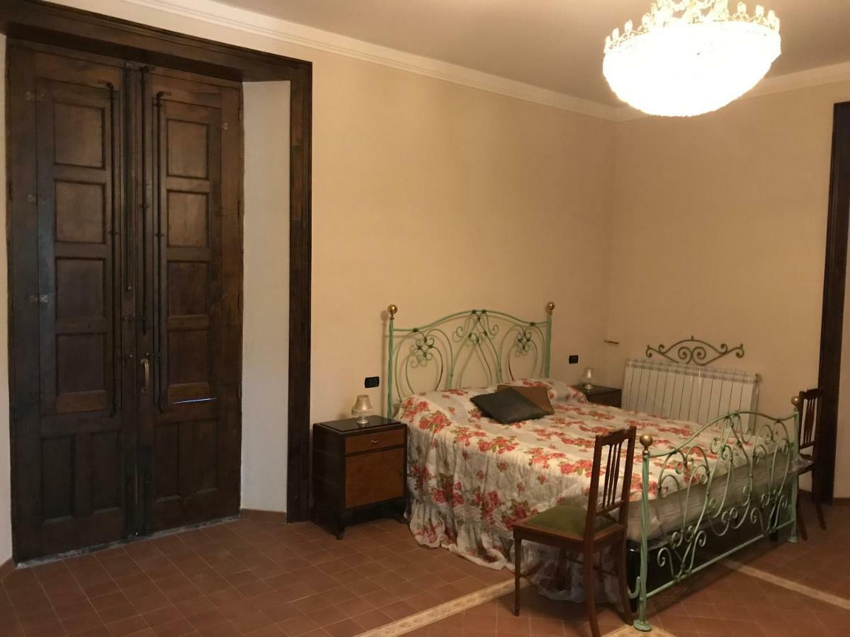 Agriturismo Sole Di Sicilia Randazzo Bagian luar foto
