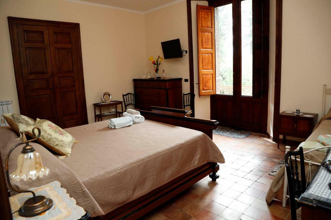 Agriturismo Sole Di Sicilia Randazzo Bagian luar foto