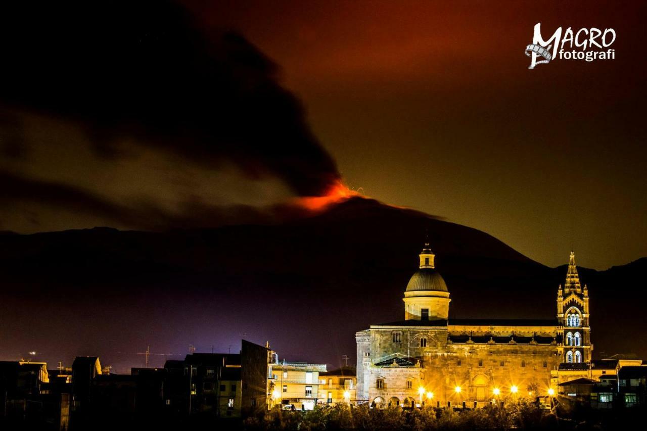 Agriturismo Sole Di Sicilia Randazzo Bagian luar foto